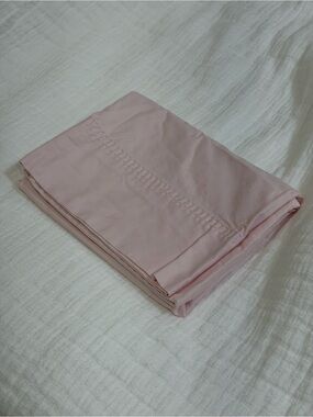 Nordstrom Pale Pink Queen Pillowcase with Satin Trim